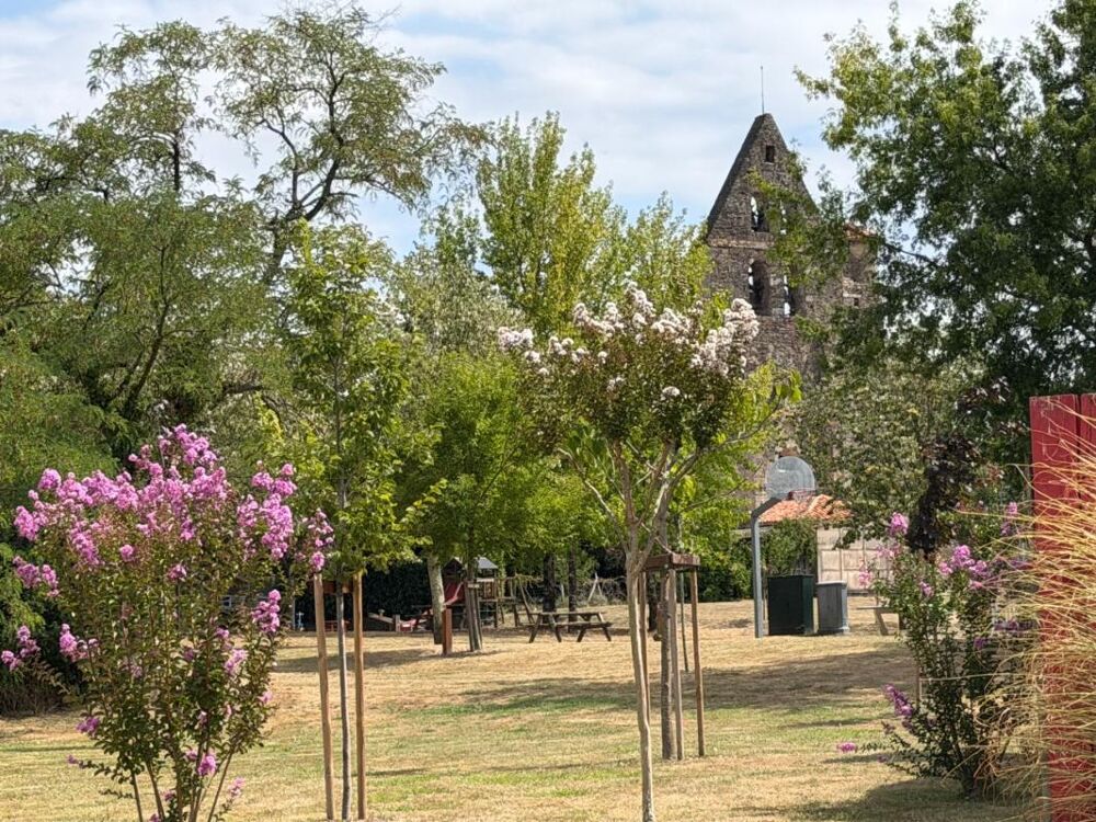 Vente Maison Maison de caractère à fort potentiel avec intérieur rénové dans le centre de BASCONS à 10 minutes de MONT DE MARSAN Bascons