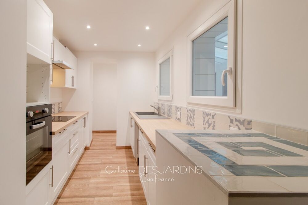 Maison de ville entièrement rénovée  5 pièces  Terrasse  LAigle