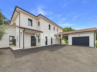  Propriété/château à vendre 11 pièces 286 m²