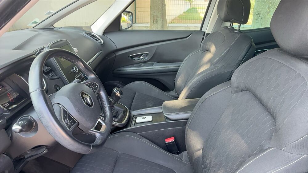 Sc&eacute;nic IV 1.6 dCi 130 Energy Limited 2018 occasion 13280 Arles