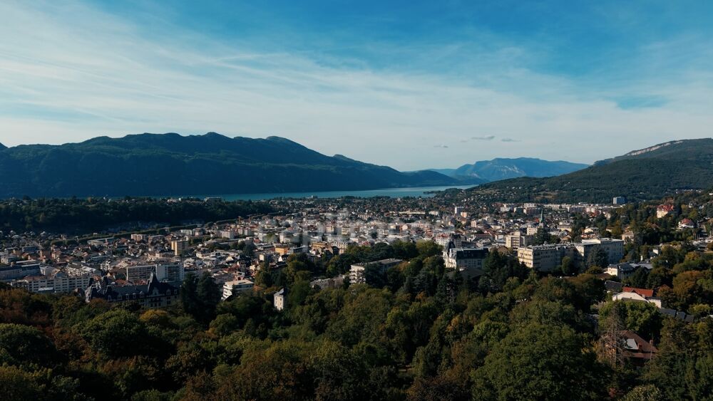 Vente Maison Maison à vendre 7 pièces (73) Maison de prestige avec piscine et vue sur le lac du Bourget – Aix-les-Bains – 270 m² - A proximit Aix les bains