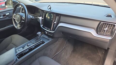 V60 2.0 D4 190 Geartronic8 Momentum - Automatique 2019 occasion 83310 Cogolin