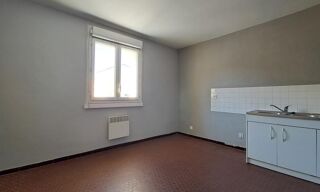  Appartement à louer 4 pièces 88 m²