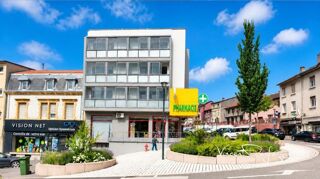  Immeuble à vendre 15 + pièces 437 m²