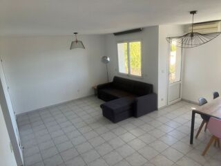 Appartement à louer 3 pièces 68 m²