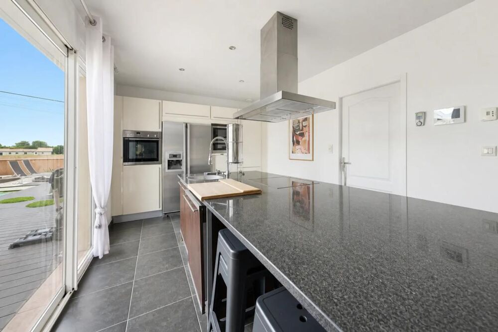 Maison de caractère 124 m² cadre de vie privilégié à Teuillac