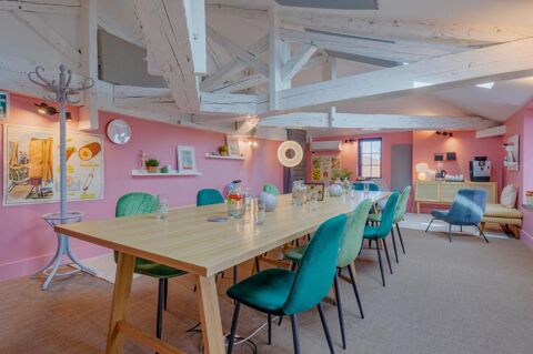   69740 GENAS - Murs commerciaux 580 m², Terrain 1.281 m² 