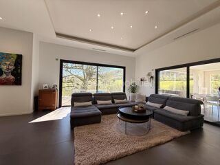  Villa à vendre 7 pièces 263 m²