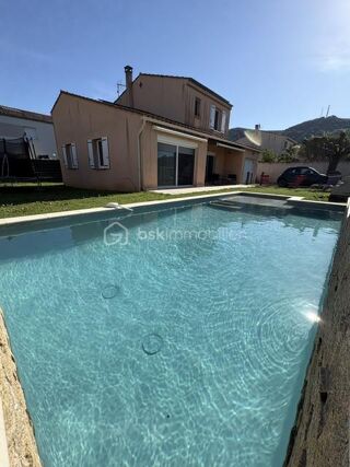  Maison � vendre 4 pi�ces 110 m�