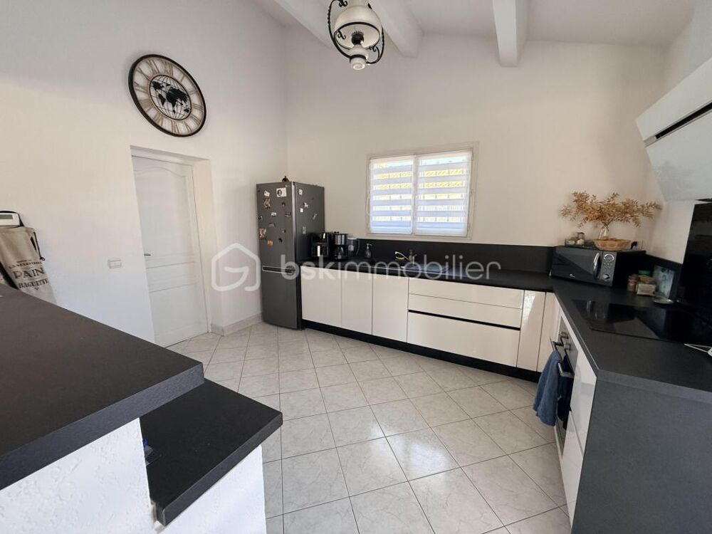 Vente Villa En exclusivité – Une villa familiale dans un environnement calme à Frontignan Frontignan