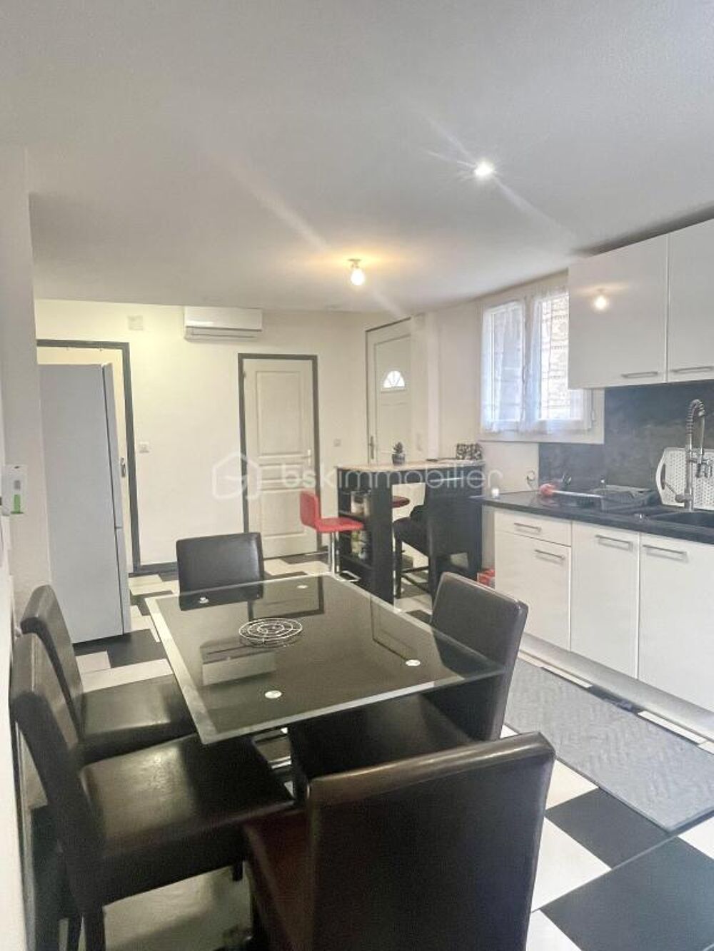 EN EXCLUSIVITE- ESTAGEL - MAISON DE VILLAGE - 3 CHAMBRES - INVESTISSEMENT LOCATIF -