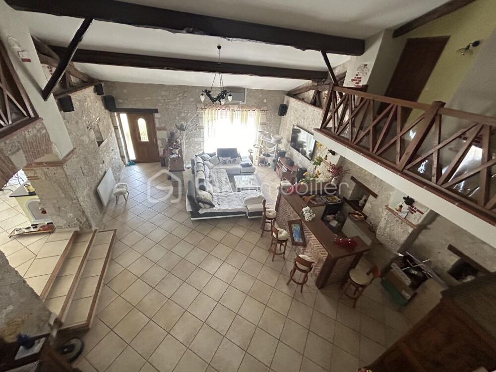 � vendre  Propri�t�/ch�teau Valence (82400)