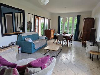  Villa  vendre 8 pices 200 m