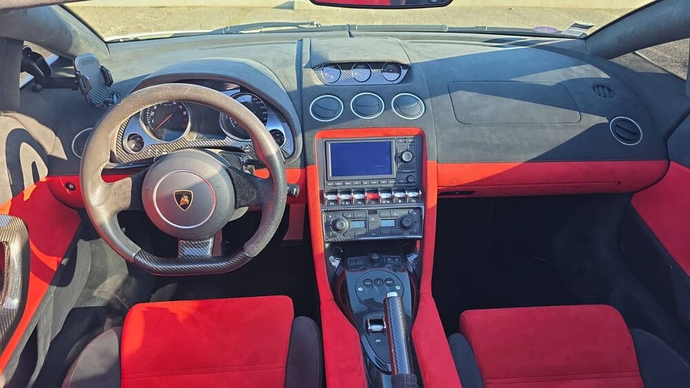 Gallardo 5.2 V10 LP 550-2 E-Gear Spyder - Automatique 2014 occasion 82000 Montauban