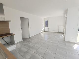  Appartement à louer 3 pièces 66 m² Saint pierre en faucigny