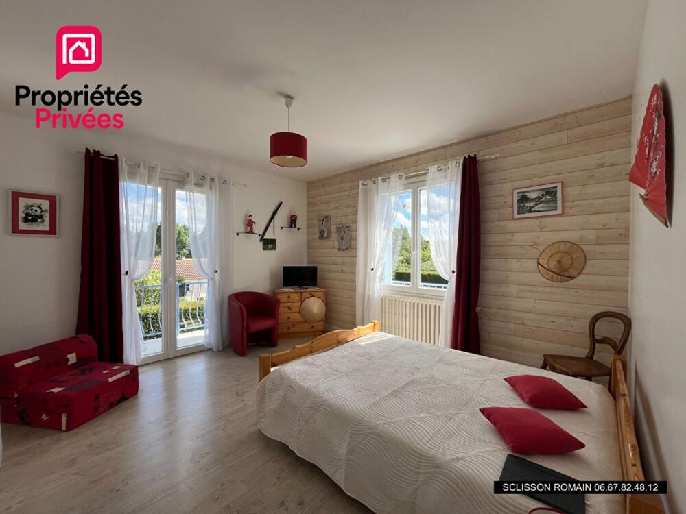 Vente Maison Grande maison familiale lumineuse de 215 m2 - 5 chambres - jardin clos  - 20 minutes des plages Meursac