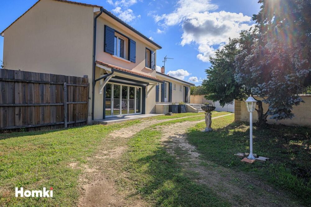 Maison de ville T6 de 177 m² à Libourne 33500