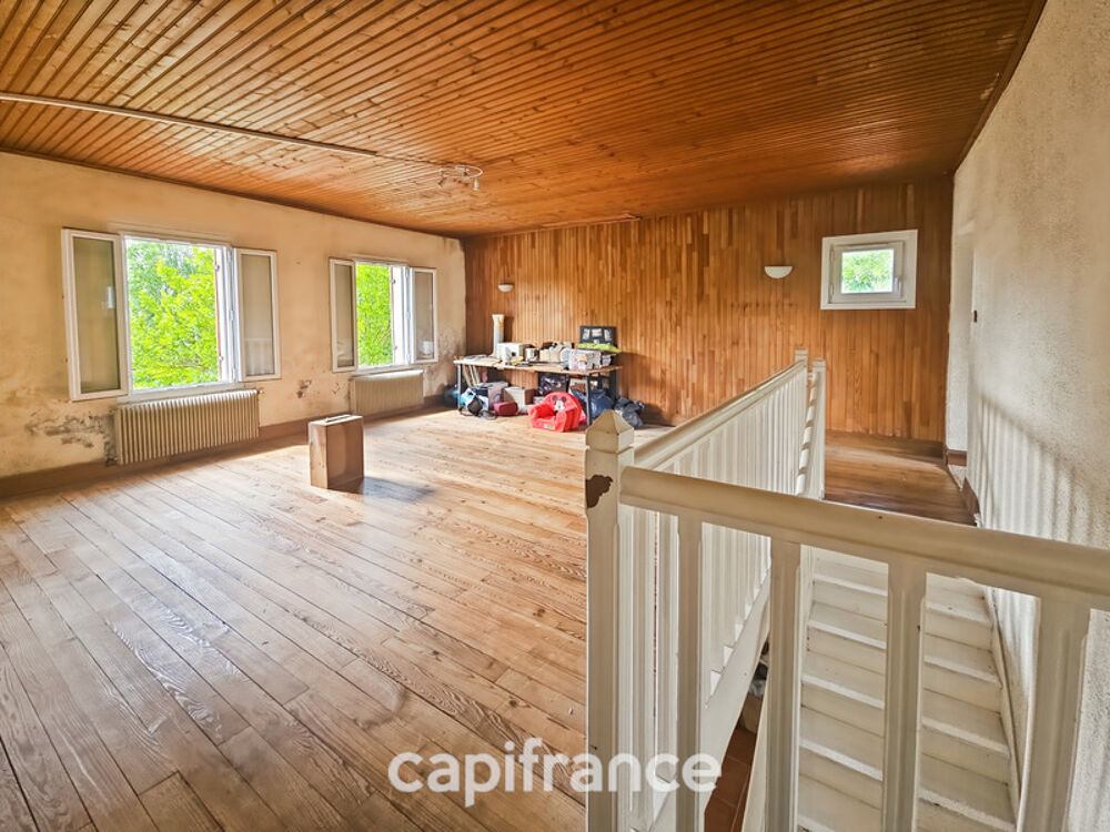 Vente Maison Maison à vendre 8 pièces, 164 m² AMBES (33), jardin, garage Ambes