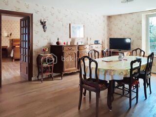  Propriété/château à vendre 15 + pièces 98 m²