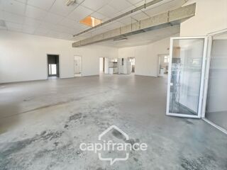   Local/bureau à vendre de 480 m2 sur 4027 m2 de terrain Chambon sur voueize
