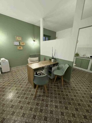  Immeuble � vendre 10 pi�ces 208 m�