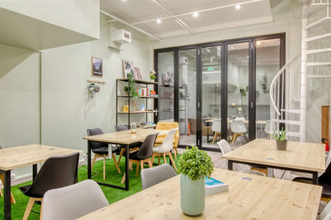 Bureaux opérés 7400 75011 Paris
