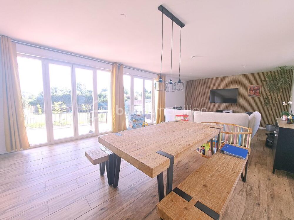 Vente Maison MAISON RENOVEE EN BRIQUES AVEC ENTREE SOUS PORCHE ET RENTABILITEE ASSUREE Abbeville