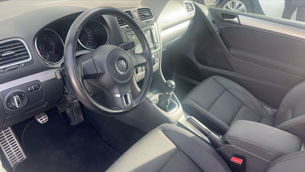 Golf 1.6 TDI 105 * 2012 occasion 80330 Longueau