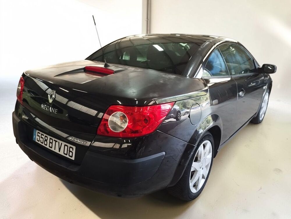 M&eacute;gane II 1.9 DCI 120 LUXE DYNAMIQUE 2P 2006 occasion 06640 Saint-Jeannet