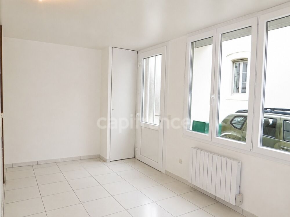 Vente Immeuble Un lot de 4 appartements à vendre sur SAUJON (17) - Centre ville Saujon