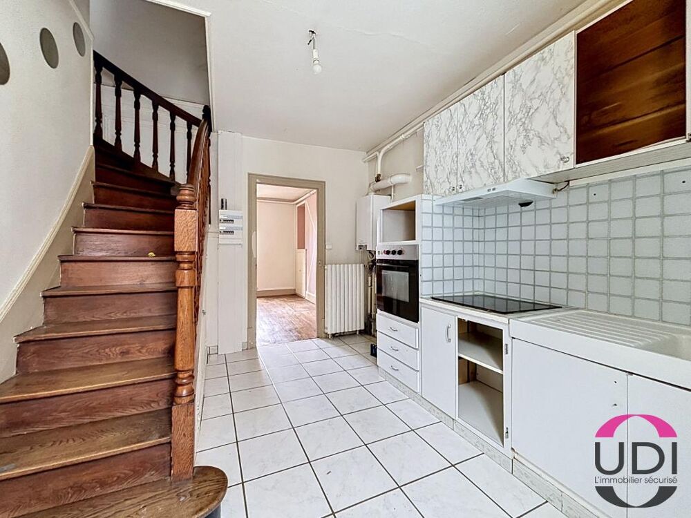 Charmante maison de ville de 72 m² avec cour et dépendances - Montluçon
