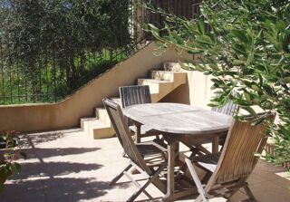  Appartement à louer 2 pièces 55 m²