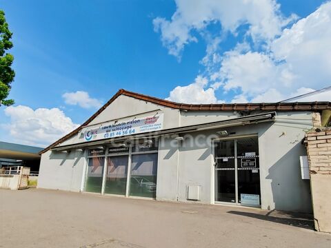 A vendre &agrave; Chalon-Sur-Sa&ocirc;ne (71) Local Commercial, bureaux, 2 appartements, 2 garages, terrain de 402 m&sup2; 307400 71100 Chalon sur saone
