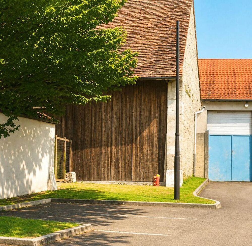 Grange centre ville Ouzouer Sur Loire 75 m2