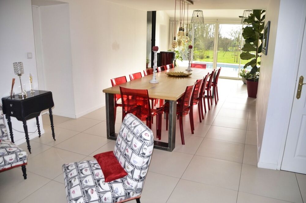 Maison à vendre 8 pièces LE GUE D'ALLERE (17)