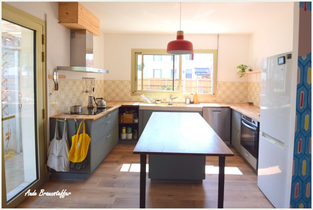 Maison à louer 6 pièces LA ROCHELLE (17), 4 chambres en centre ville