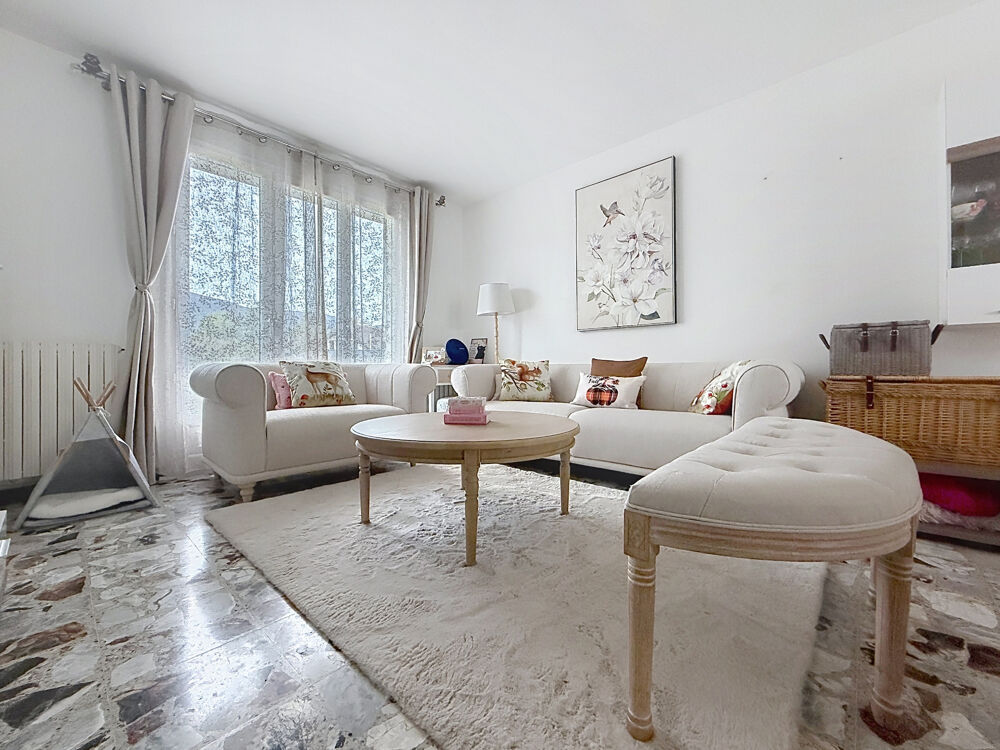 Vente Appartement Appartement à vendre 3 pièces SEGNY (01) Segny
