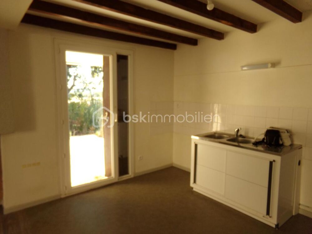 Maison de 56 m² avec jardins, garage et potentiel de mezzanine