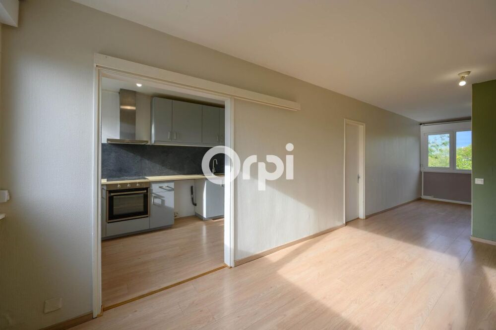 Vente Appartement Appartement T4 spacieux + garage – Proximité immédiate gare TGV Douai