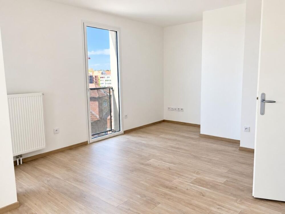 Location Appartement T3 avec parking et balcon à LILLE Lille