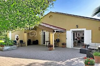  Villa � vendre 8 pi�ces 180 m�