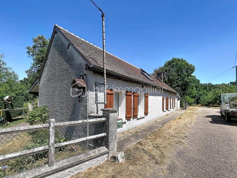Longère de charme au calme sur un terrain de 1 700 m²  Château-Renard