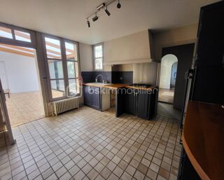  Propri�t�/ch�teau � vendre 7 pi�ces 170 m�