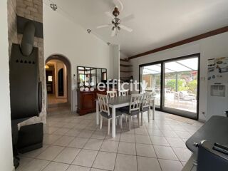  Villa à vendre 8 pièces 178 m²