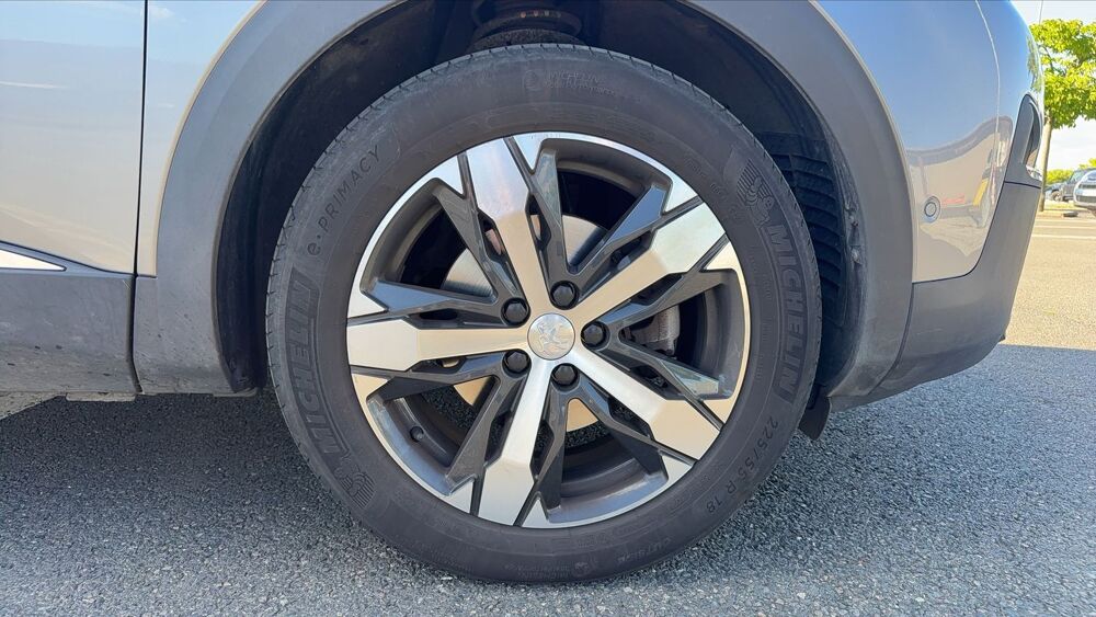 3008 1.5 BlueHDi 130 EAT8 Crossway 2018 occasion 42110 Poncins