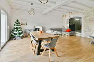  Maison � vendre 8 pi�ces 244 m�