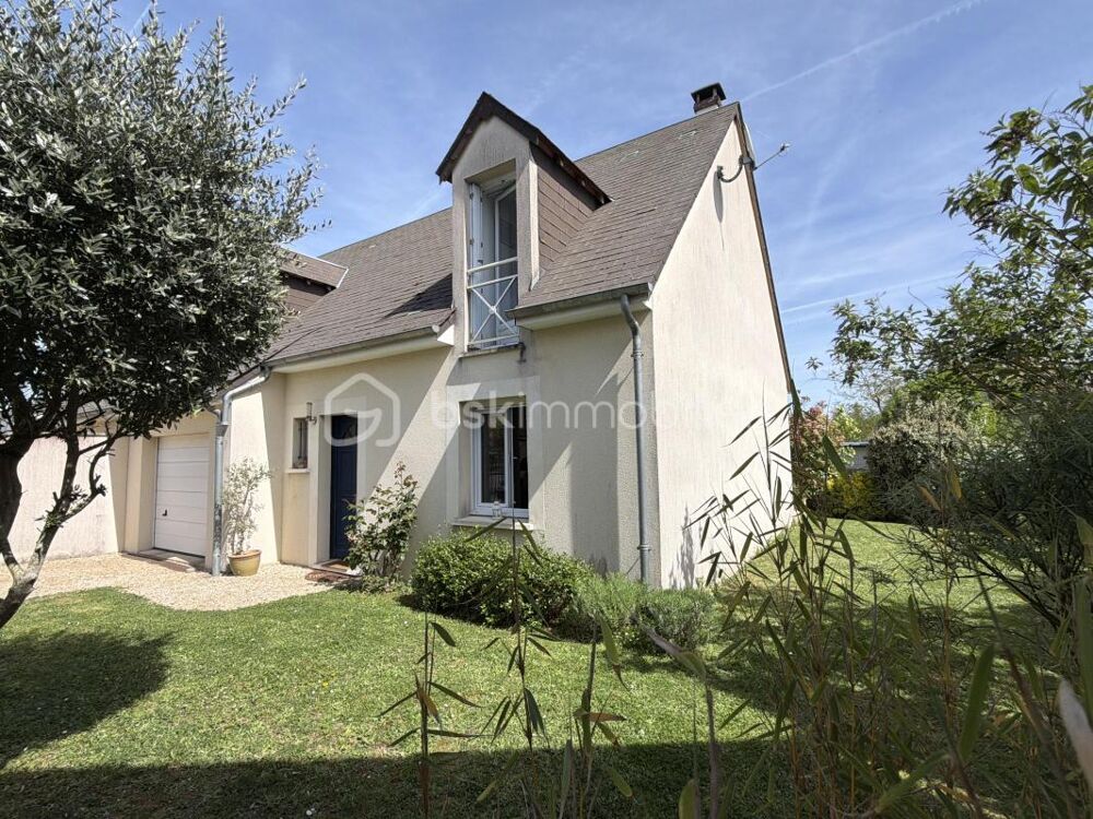 Maison familiale avec garage dans un hameau calme d'Azay-sur-Cher