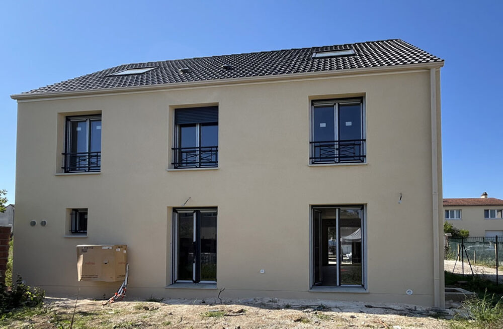MAISON INDIVIDUELLE 125,83 m² à MANDRES LES ROSES