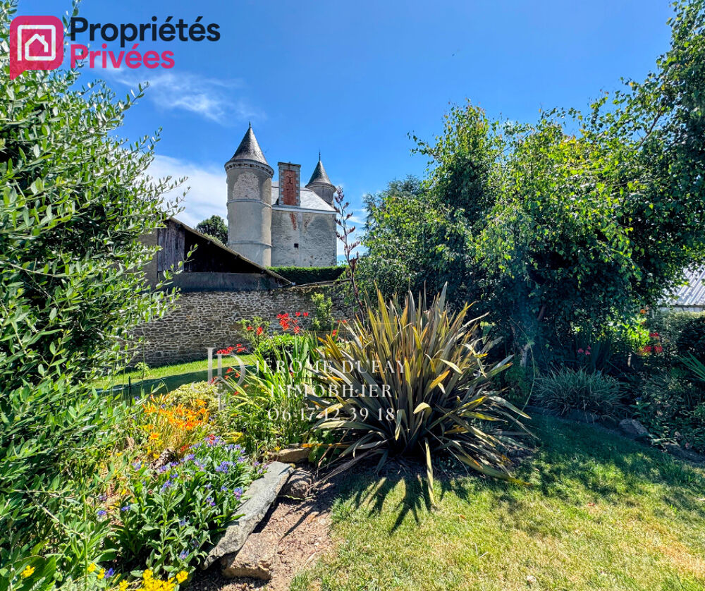 Vente Maison Maison de bourg rénovée de 130 m² avec jardin, véranda et deux garages ? Aucun travaux à prévoir ? Ambrières-les-Vallées 53300 e Ambrieres les vallees