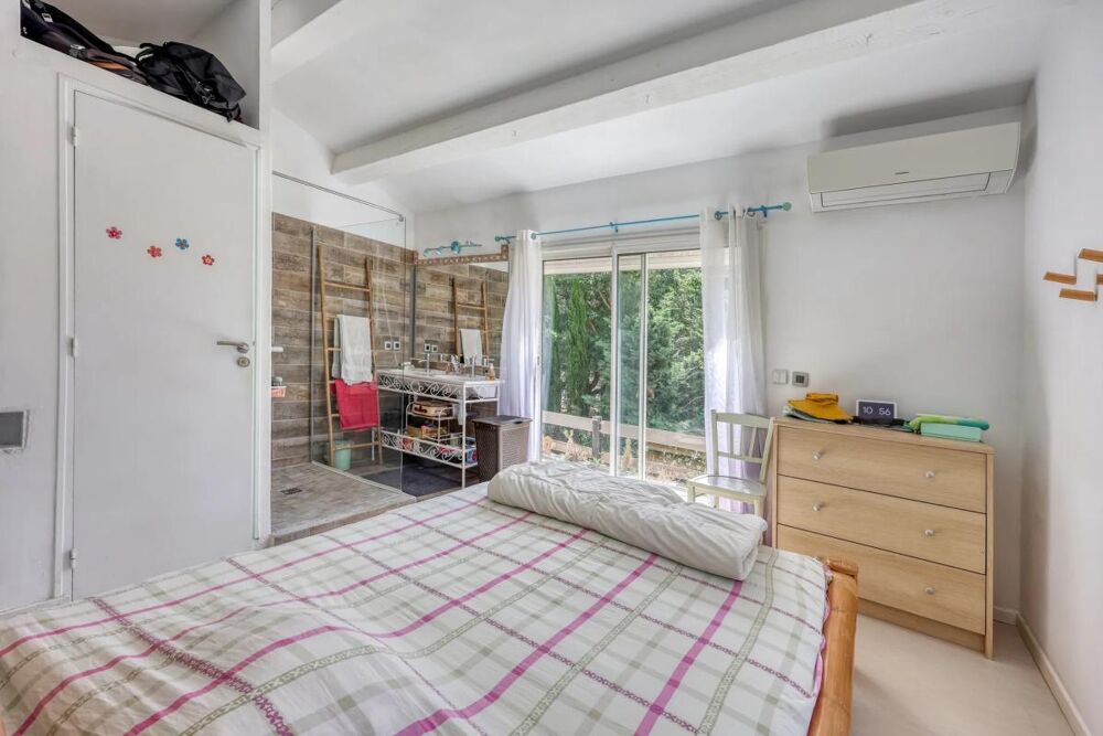 � vendre  Maison Saint-Cyr-sur-Mer (83270)